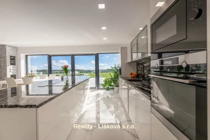 Prodej rodinného domu, Přestanov, 196 m2