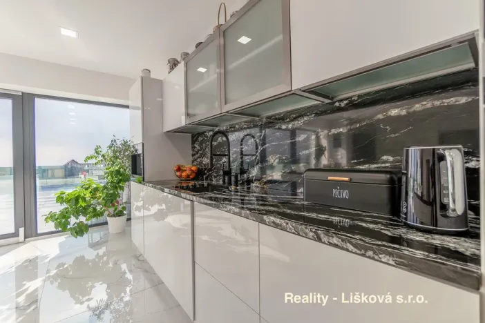 Prodej rodinného domu, Přestanov, 196 m2