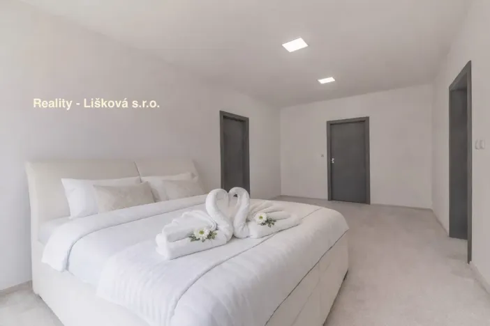 Prodej rodinného domu, Přestanov, 196 m2