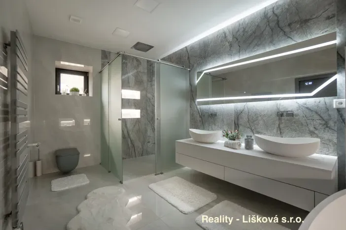 Prodej rodinného domu, Přestanov, 196 m2