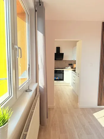 Pronájem bytu 1+1, Liberec, Bezová, 39 m2