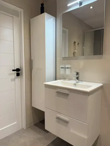 Pronájem bytu 1+1, Liberec, Bezová, 39 m2