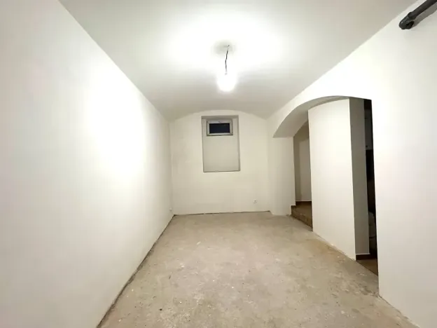 Pronájem kanceláře, Praha - Strašnice, Saratovská, 110 m2