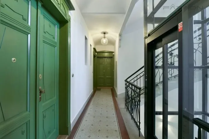 Pronájem bytu 4+kk, Praha - Vinohrady, náměstí Jiřího z Poděbrad, 118 m2