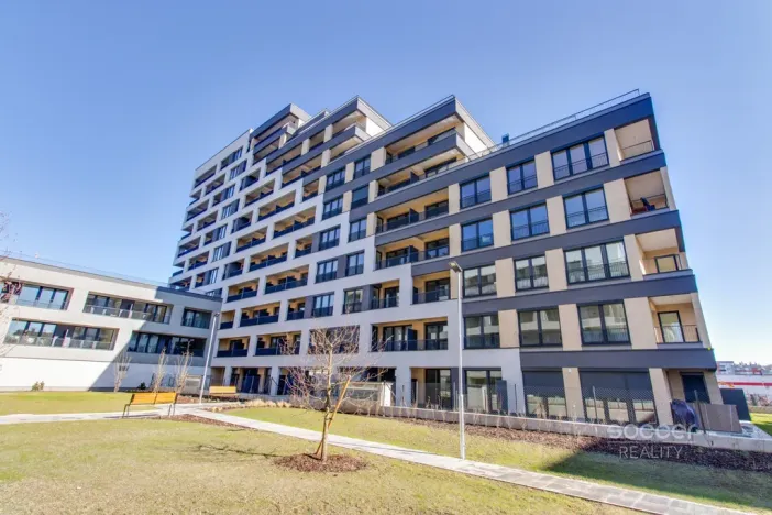 Pronájem bytu 1+kk, Praha - Hloubětín, Poděbradská, 32 m2