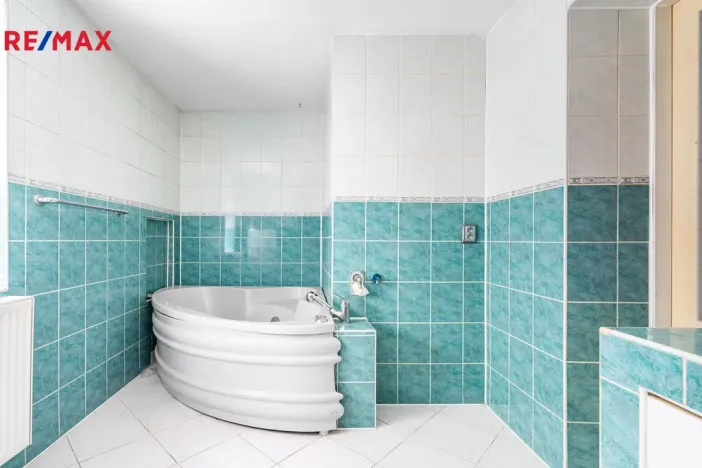 Prodej obchodního prostoru, Rosice, Na Mýtě, 394 m2