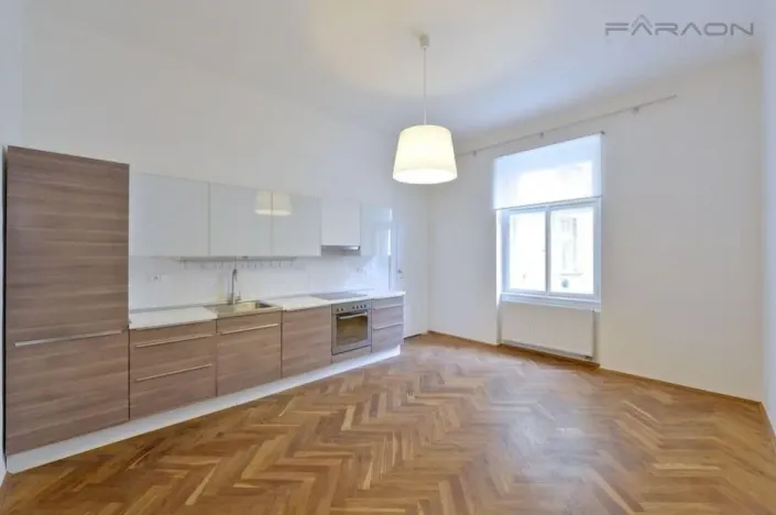 Pronájem bytu 3+kk, Praha - Vinohrady, náměstí Jiřího z Poděbrad, 93 m2