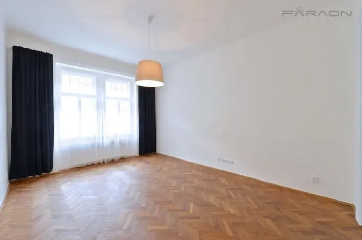 Pronájem bytu 3+kk, Praha - Vinohrady, náměstí Jiřího z Poděbrad, 93 m2