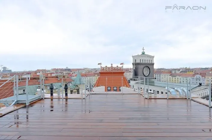 Pronájem bytu 2+kk, Praha - Vinohrady, náměstí Jiřího z Poděbrad, 60 m2