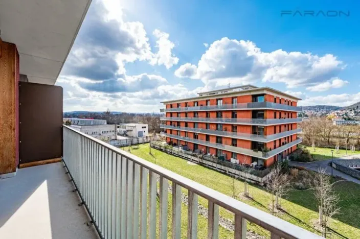 Pronájem bytu 1+kk, Praha - Modřany, Vrátnická, 38 m2