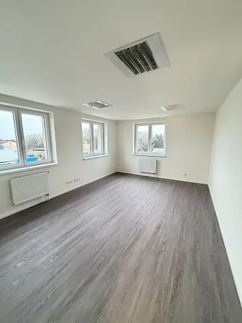 Pronájem kanceláře, Dobřejovice, 541 m2