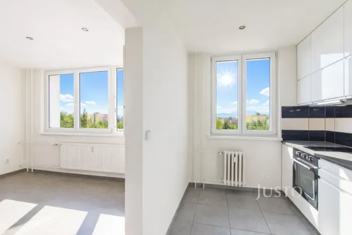 Prodej bytu 2+1, Frýdek-Místek - Frýdek, Novodvorská, 44 m2