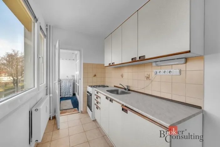 Prodej bytu 3+1, Hradec Králové - Slezské Předměstí, Polní, 58 m2