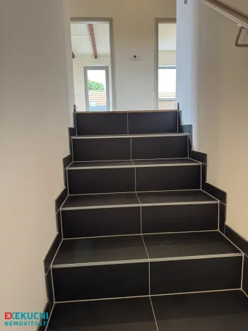 Prodej bytu 3+kk, Praha - Lochkov, K Lahovské, 75 m2