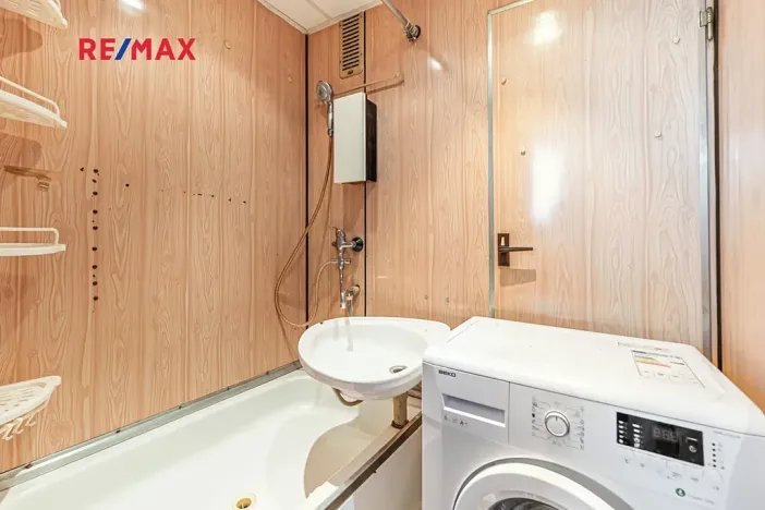 Pronájem bytu 1+1, Jindřichův Hradec, sídliště Vajgar, 42 m2