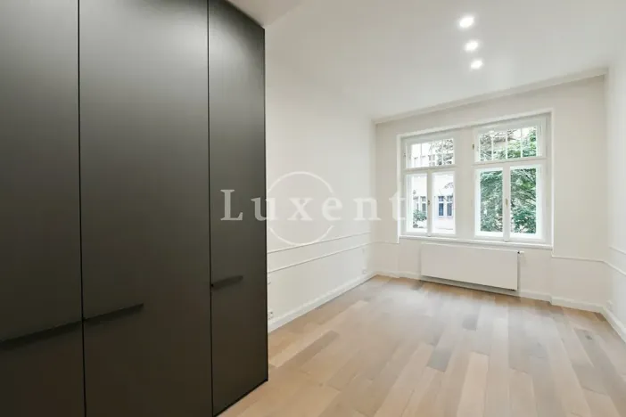 Pronájem bytu 4+kk, Praha - Vinohrady, náměstí Jiřího z Poděbrad, 118 m2