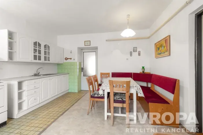 Prodej rodinného domu, Kunžak, okres jindřichův hradec, 250 m2