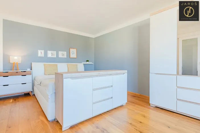 Prodej bytu 2+1, Ostrov, Klicperova, 77 m2