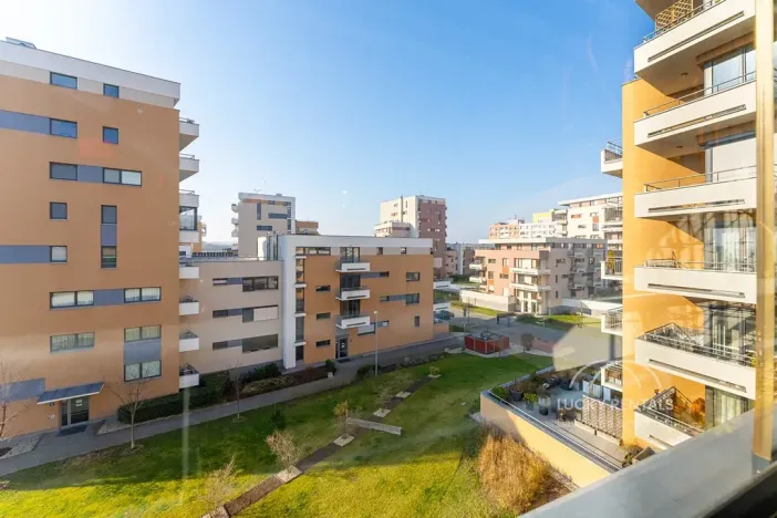 Pronájem bytu 2+kk, Praha - Kamýk, Freiwaldova, 43 m2