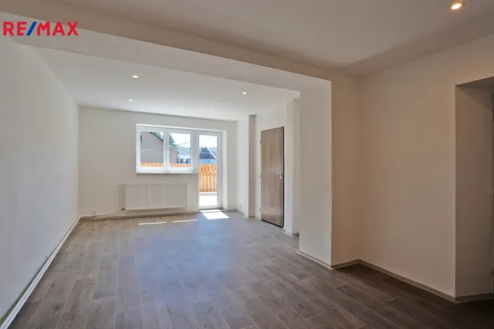 Prodej rodinného domu, Stráž nad Ohří, 200 m2