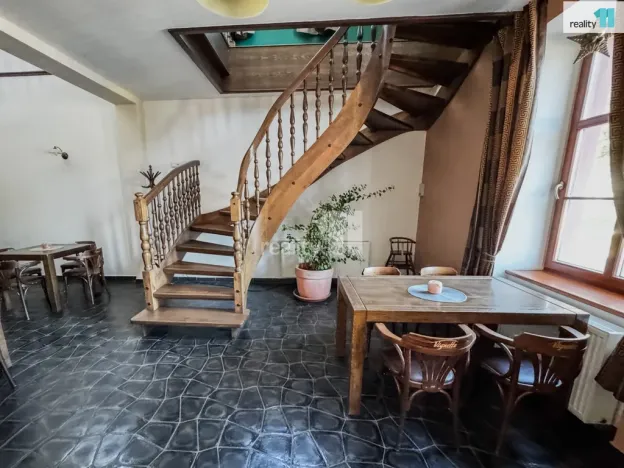 Prodej restaurace, Rokycany, Dolní příkopy, 541 m2