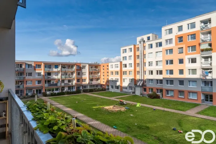 Pronájem bytu 2+kk, Praha, U pramene, 49 m2