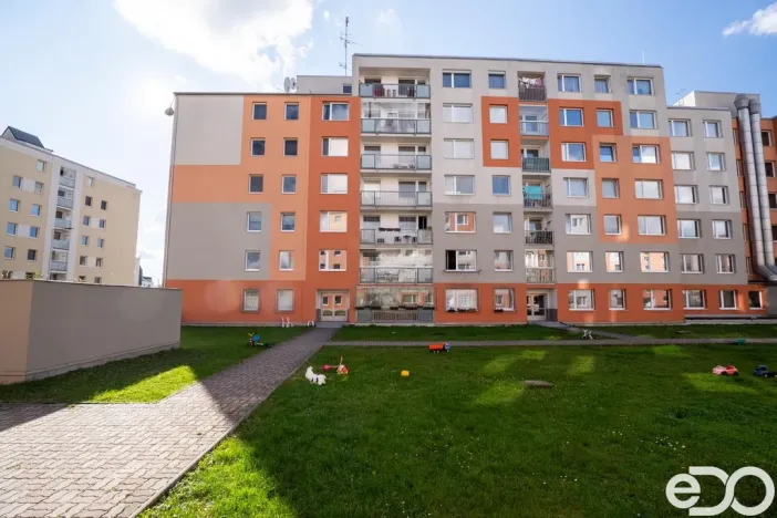 Pronájem bytu 2+kk, Praha, U pramene, 49 m2
