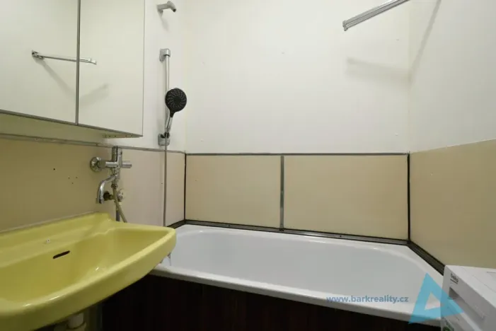 Pronájem bytu 2+1, Nová Paka, Achátová, 52 m2