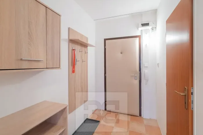 Pronájem bytu 2+kk, Praha - Ruzyně, Ciolkovského, 42 m2