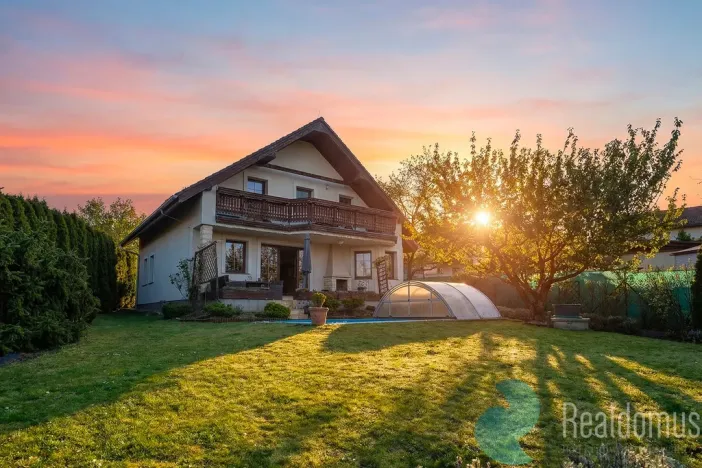 Prodej rodinného domu, Říčany, Karpatská, 174 m2