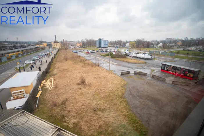 Prodej komerčního pozemku, Ostrava - Svinov, náměstí Dr. Brauna, 8737 m2