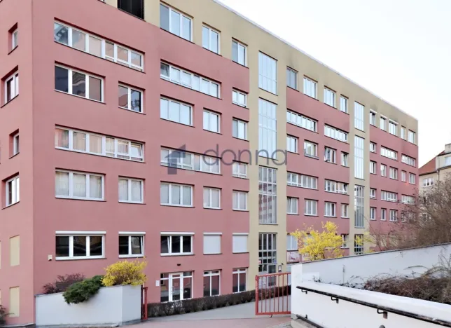 Pronájem bytu 3+kk, Praha, Plovdivská, 92 m2