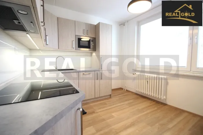 Pronájem bytu 2+1, Třebíč, Obránců míru, 54 m2