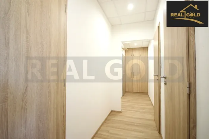 Pronájem bytu 2+1, Třebíč, Obránců míru, 54 m2