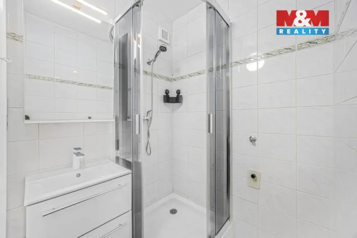 Pronájem bytu 3+1, Hradec Králové - Slezské Předměstí, Severní, 62 m2