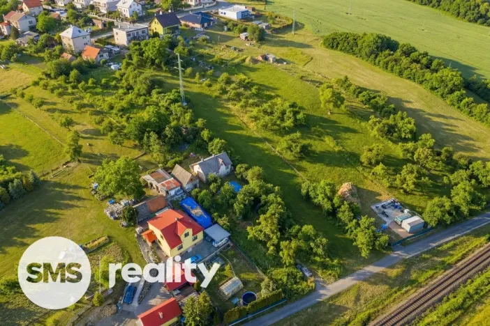 Prodej pozemku pro bydlení, Police, 2025 m2