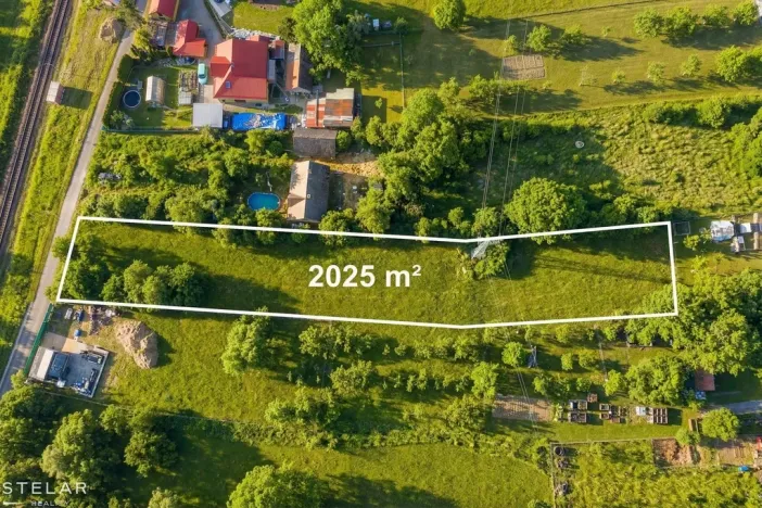 Prodej pozemku pro bydlení, Police, 2025 m2