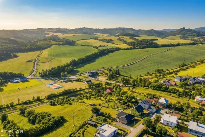 Prodej pozemku pro bydlení, Police, 2025 m2