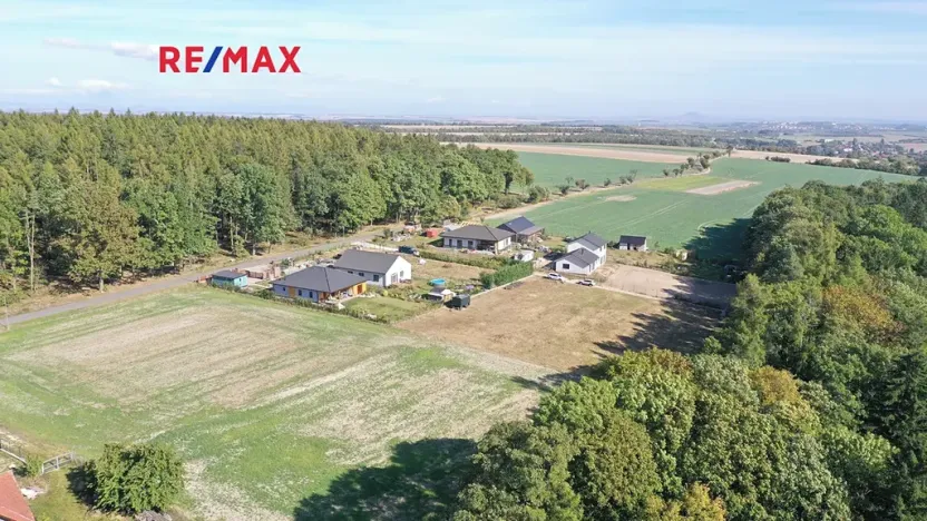 Prodej pozemku pro bydlení, Hradečno, 1431 m2