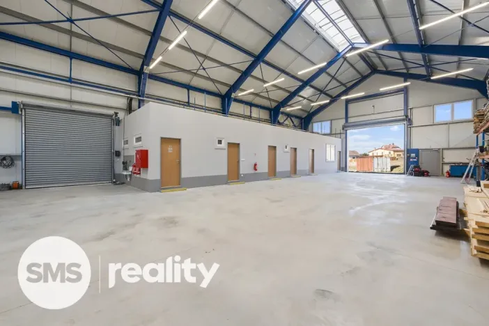 Pronájem skladu, Valašské Meziříčí - Bynina, 767 m2