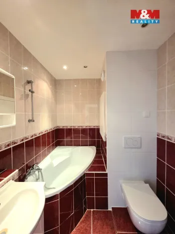 Prodej bytu 1+kk, Orlová - Lutyně, F. S. Tůmy, 32 m2