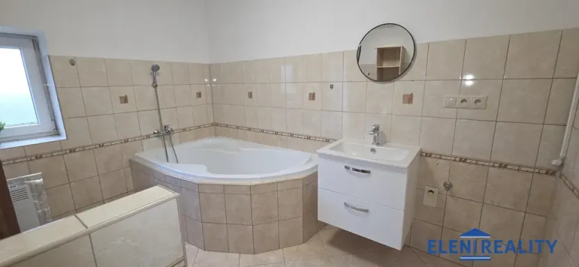 Prodej rodinného domu, Bělá pod Pradědem - Domašov, 228 m2