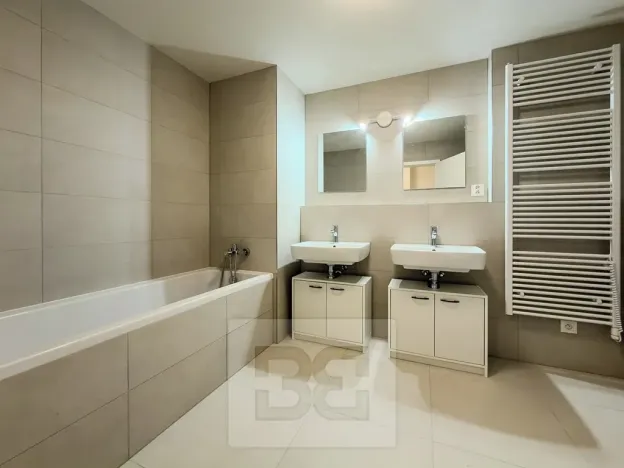 Pronájem bytu 3+kk, Přezletice, Pod Zahrady, 105 m2