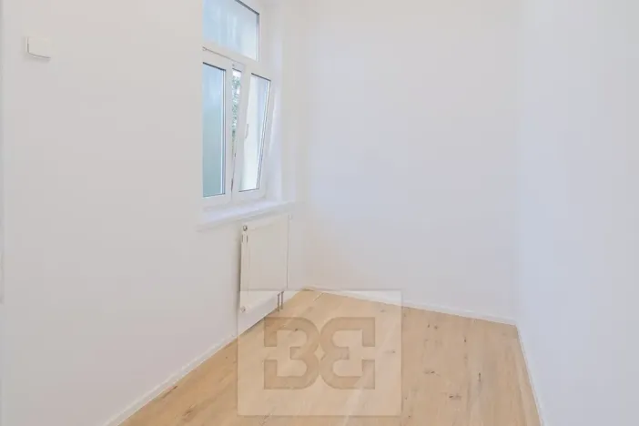 Pronájem bytu 3+1, Praha - Libeň, Na stráži, 110 m2