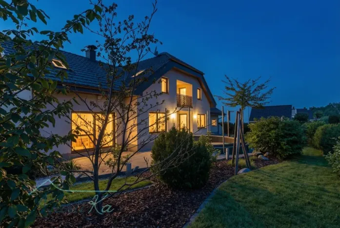 Prodej rodinného domu, Hostivice, Liliová, 392 m2