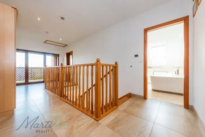 Prodej rodinného domu, Hostivice, Liliová, 392 m2