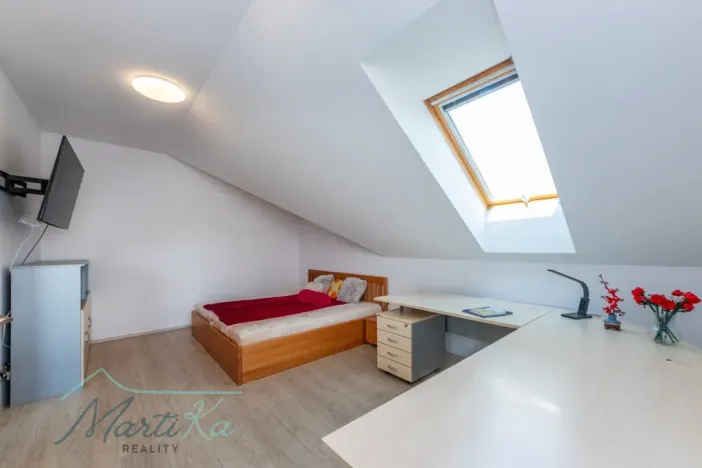 Prodej rodinného domu, Hostivice, Liliová, 392 m2