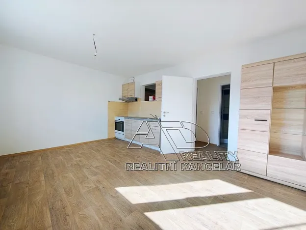 Pronájem atypického bytu, České Budějovice, 44 m2