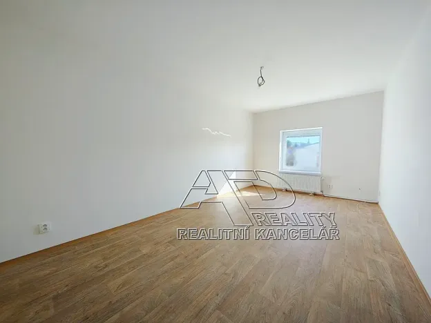 Pronájem atypického bytu, České Budějovice, 44 m2