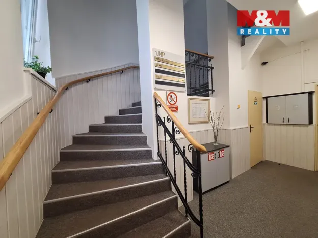 Prodej kanceláře, Ostrava - Moravská Ostrava, Janáčkova, 1100 m2